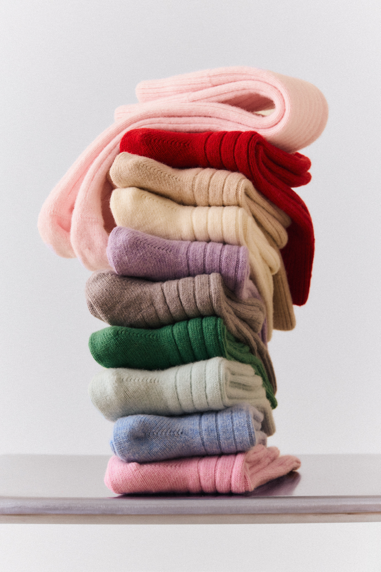 PAIRS ULTRA SOFT 'MILKY TEA' MERINO BED SOCKS