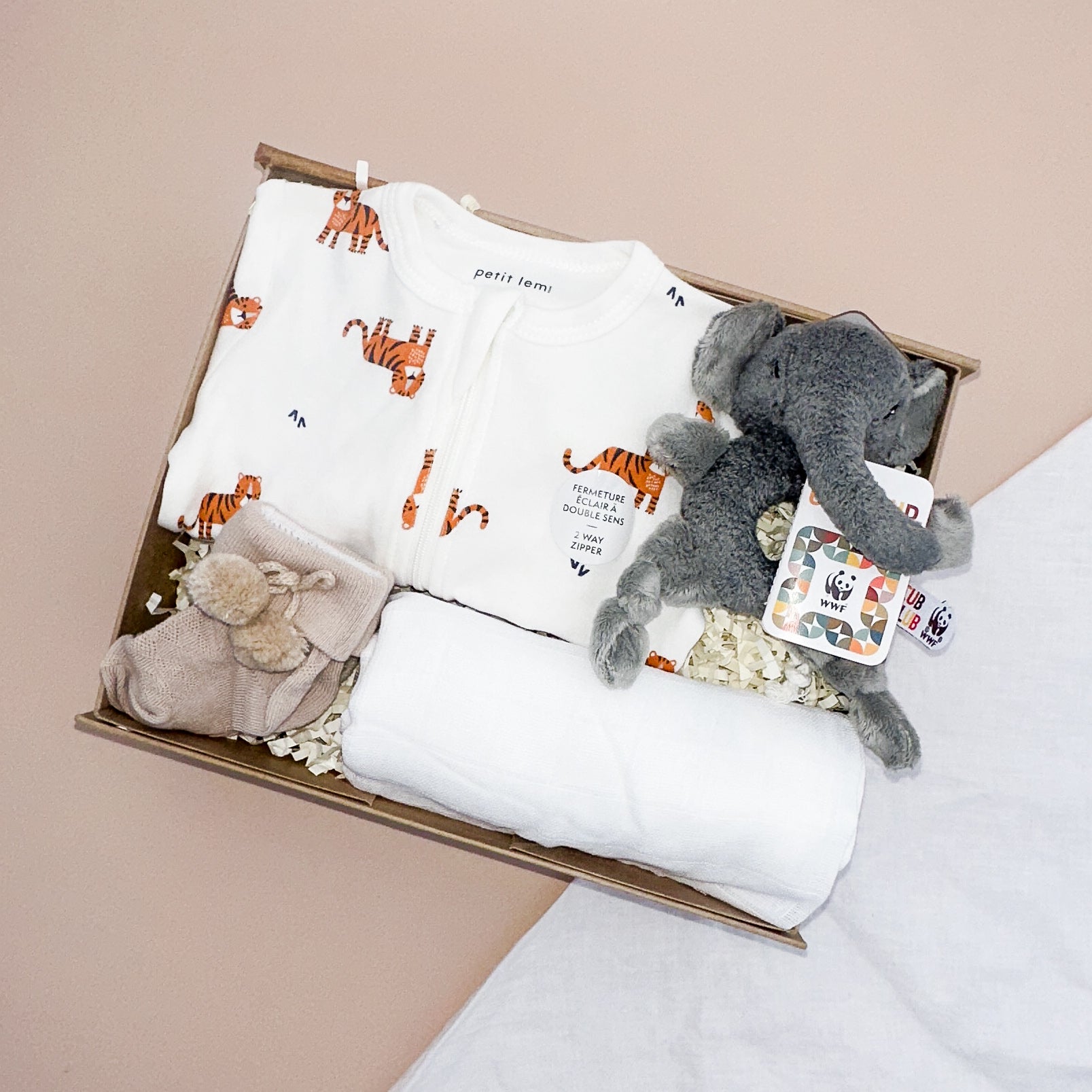 NEW ARRIVAL GIFT BOX (Select your preferred sleepsuit)