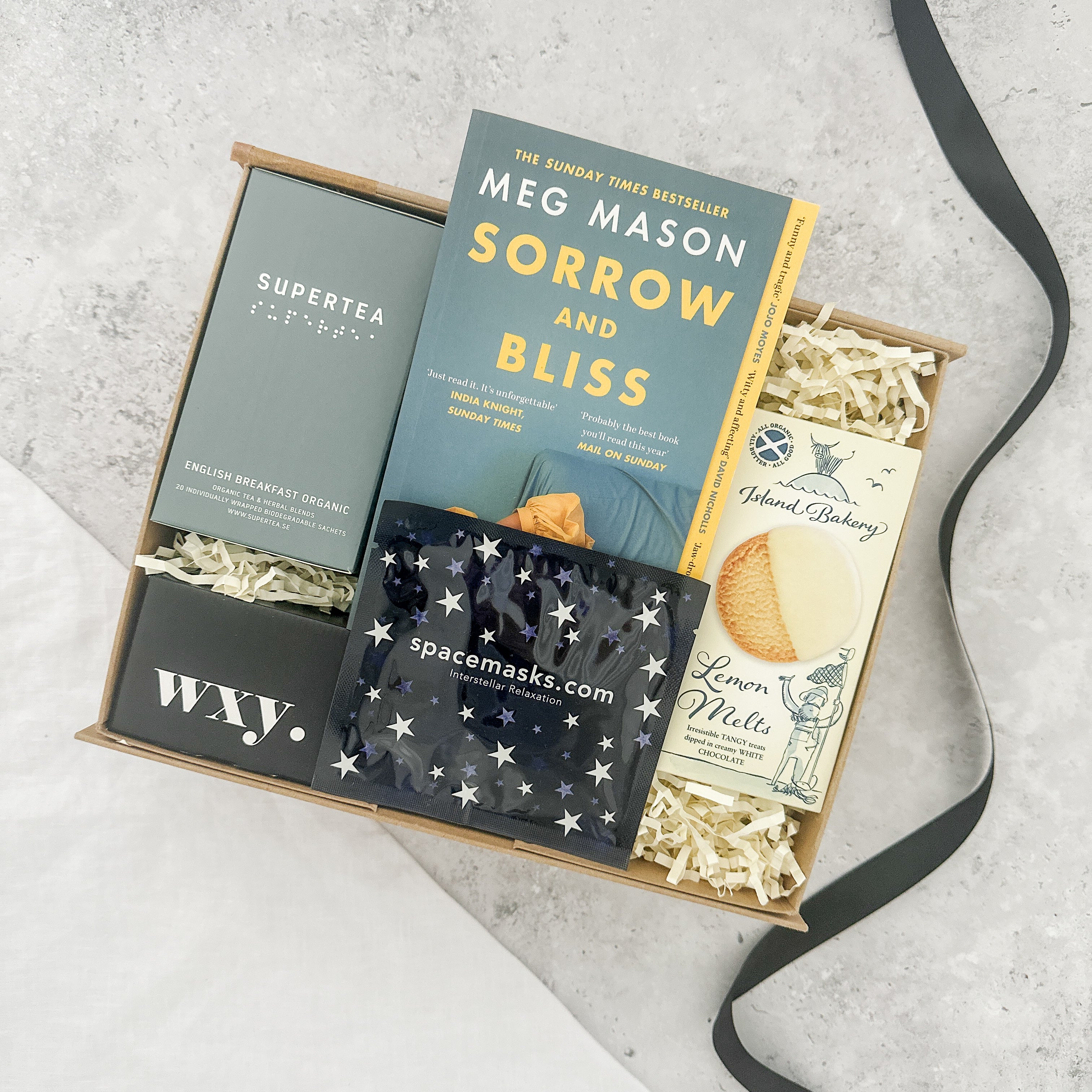 BOOK CLUB GIFT BOX