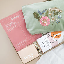 Load image into Gallery viewer, IN BLOOM GIFT BOX
