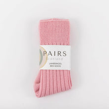 Load image into Gallery viewer, PAIRS PINK LAMBSWOOL BED SOCKS
