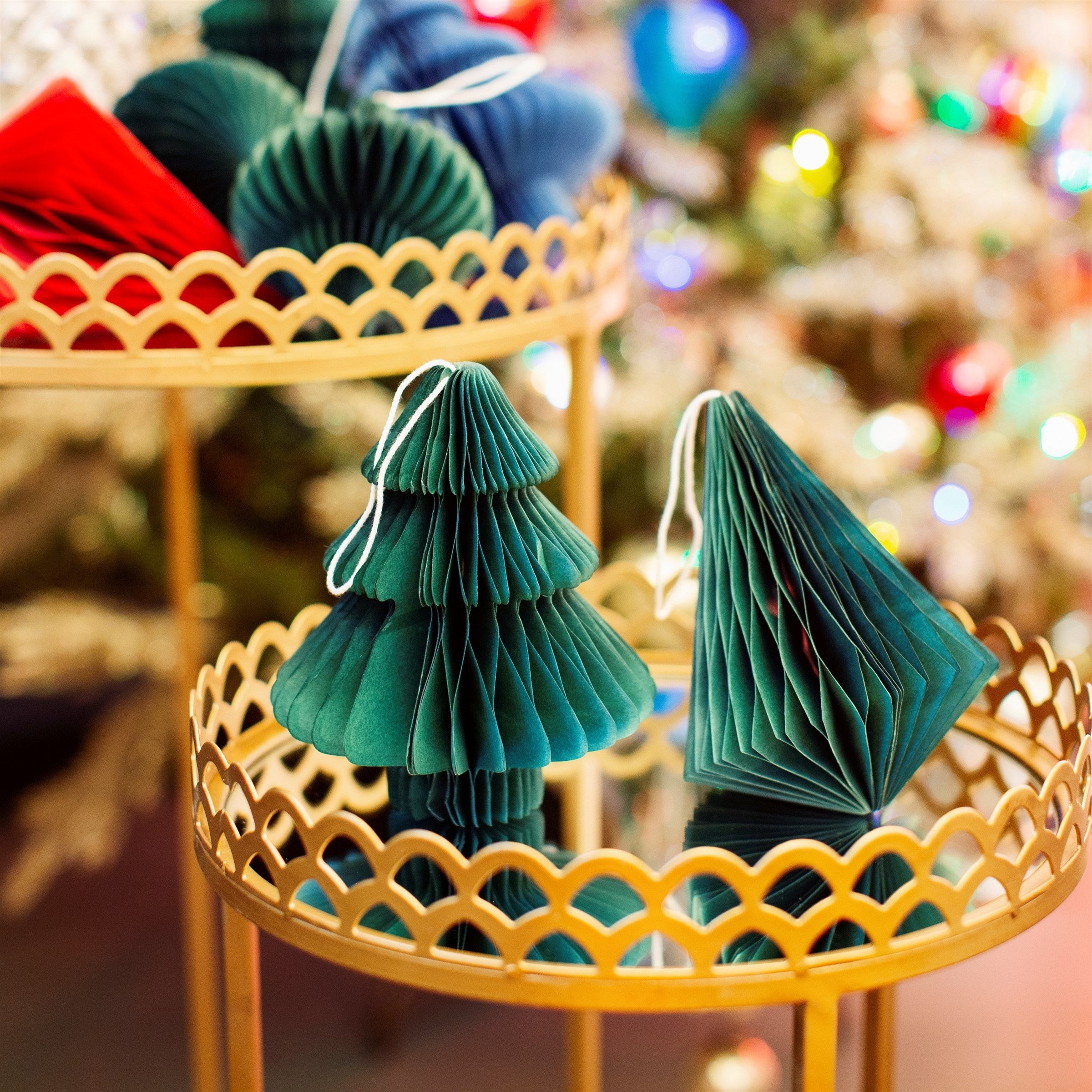 FOREST GREEN PAPER HONEYCOMB DECORATION