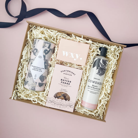 THE PINK GIFT BOX